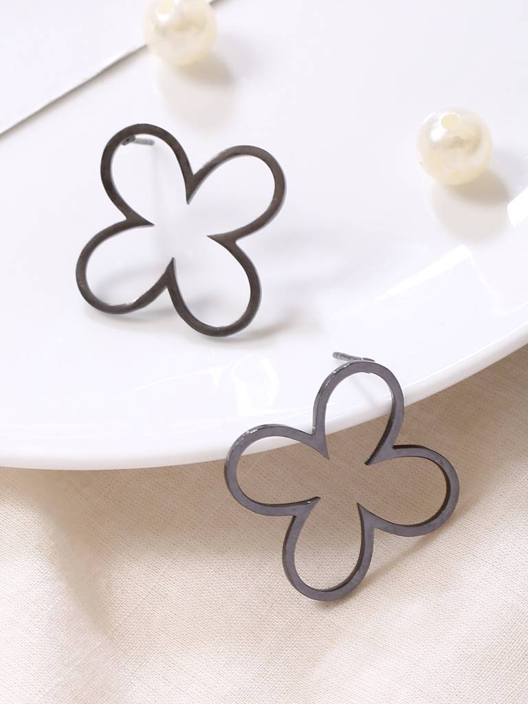 Bud Earrings