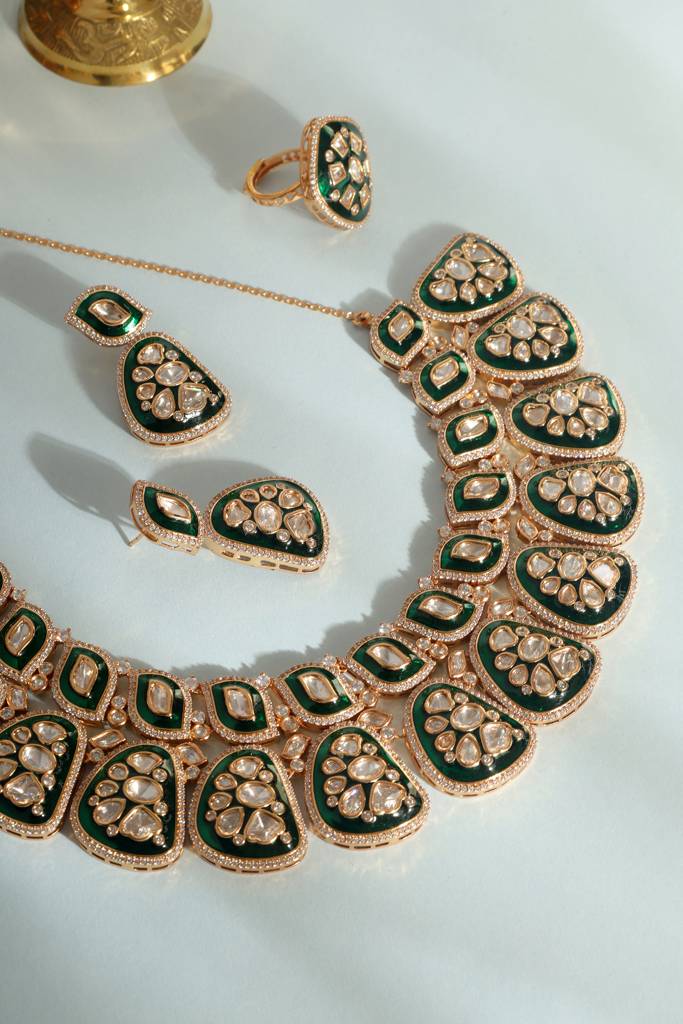 Green Moissanite Temple Necklace Set With Ring : MMAY2523