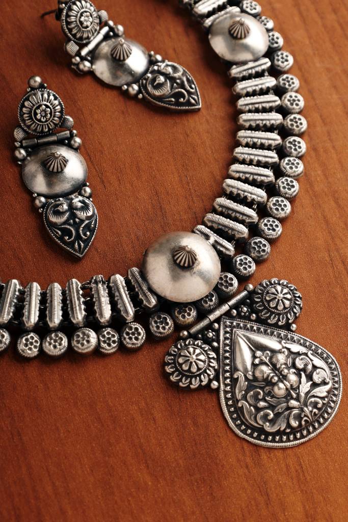 Tribal South Temple Necklace Set : MMAY2536