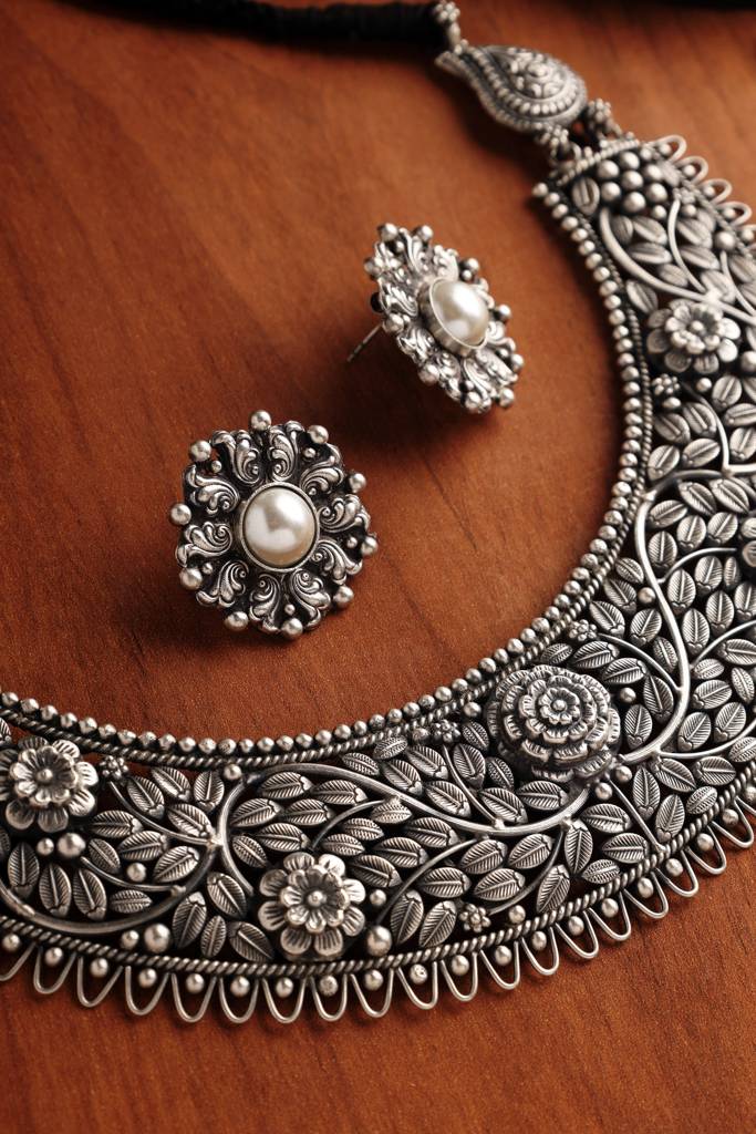 Floral Temple Necklace Set : MMAY2546