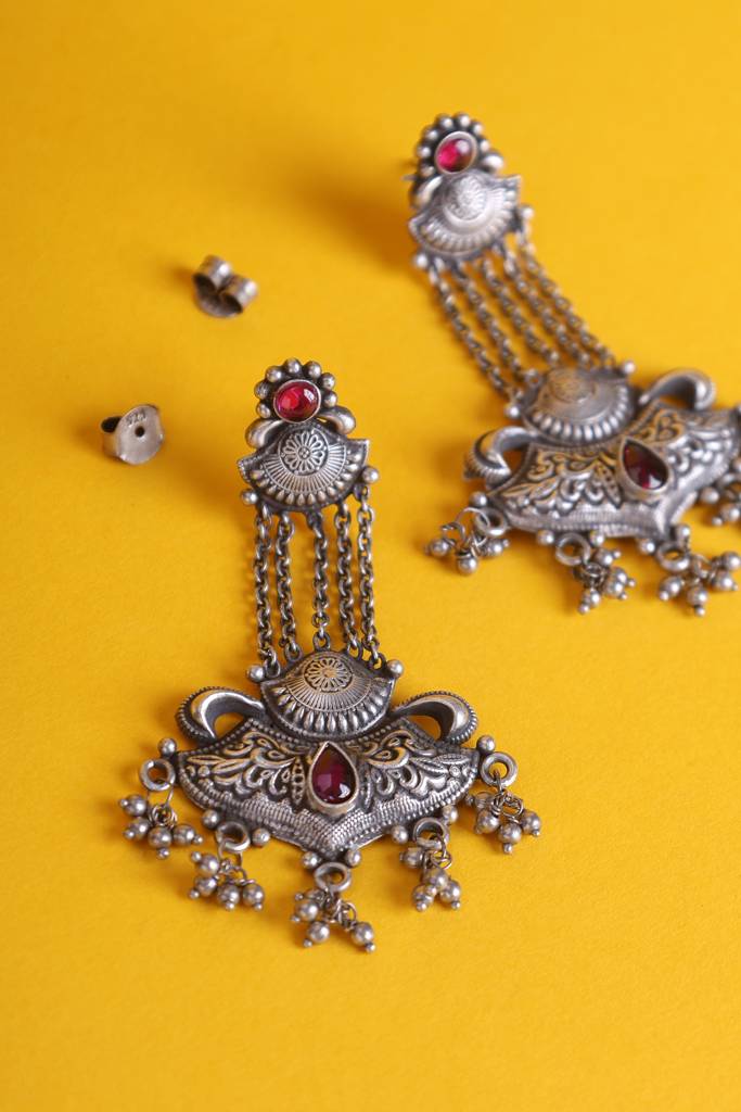 Kempstone Temple Long Danglers : MMAY2593