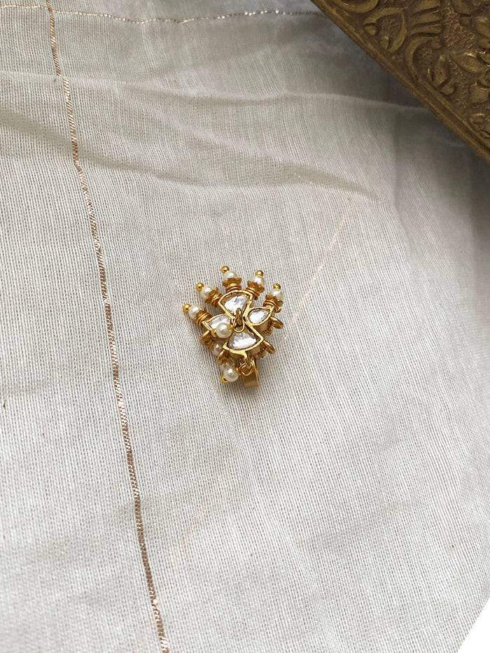 White Color Gold Plated Jadau Kundan Nosepin - Mnth106W : MNTH106W