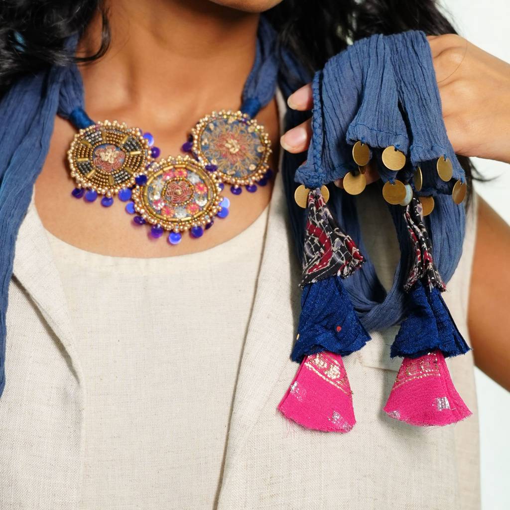 Raahi Scarf Necklace Raahi Scarf Necklace · Eternz
