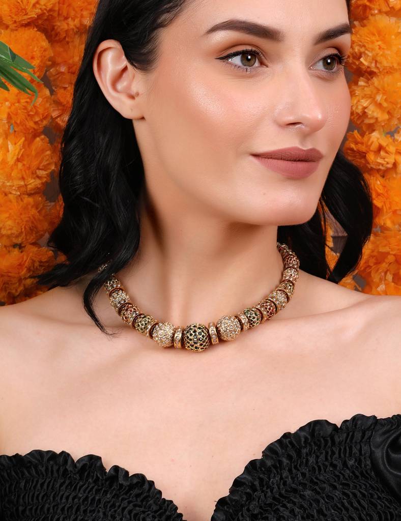 Traditional Gold-Toned Beaded Sona Moti Necklace : RMQJ0243