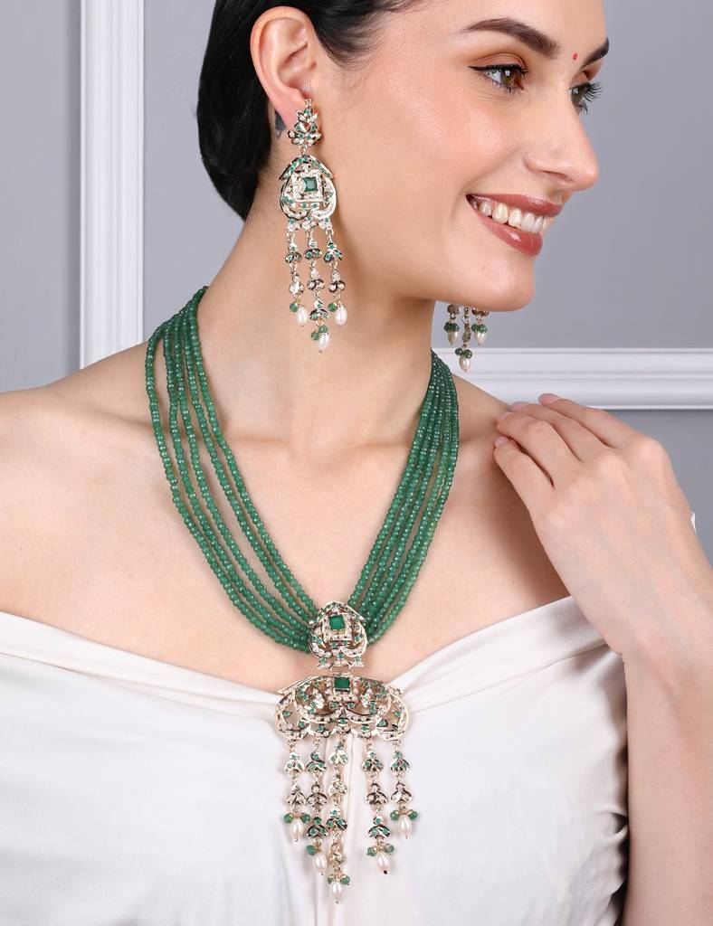 Heritage Jadau Necklace With Emerald Green Beads : RMQJ0240