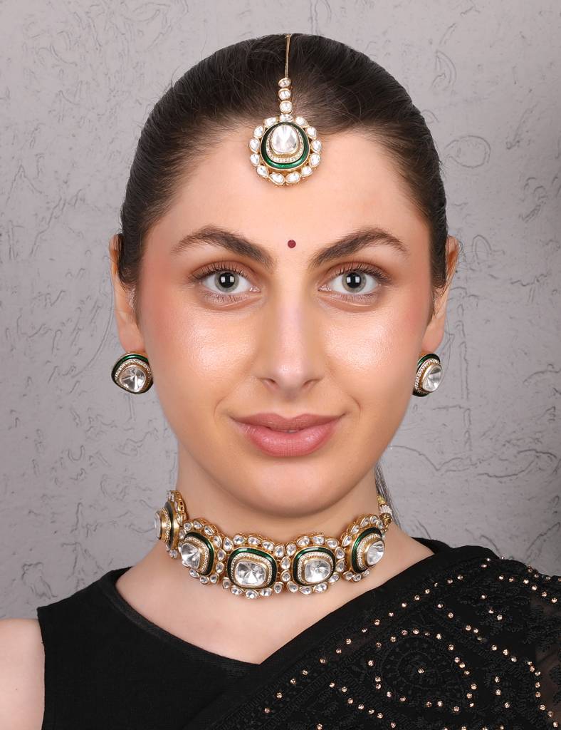 Heritage Uncut Polki Lookalike Kundan Choker Set With Maangtika : RMQJ0230