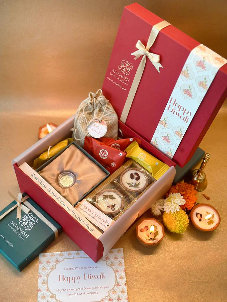 999 Purity Silver Lakshmi Coin (5Gm) - Atrangi Family Wali Diwali Gift Hamper : MPSDHC894D2231