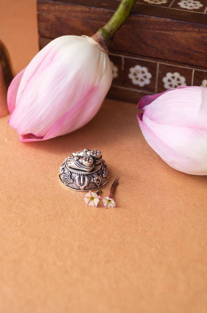 Antique 925 Sterling Silver Charan - Family Wali Diwali Gift Hamper : MPSDHF893D2248