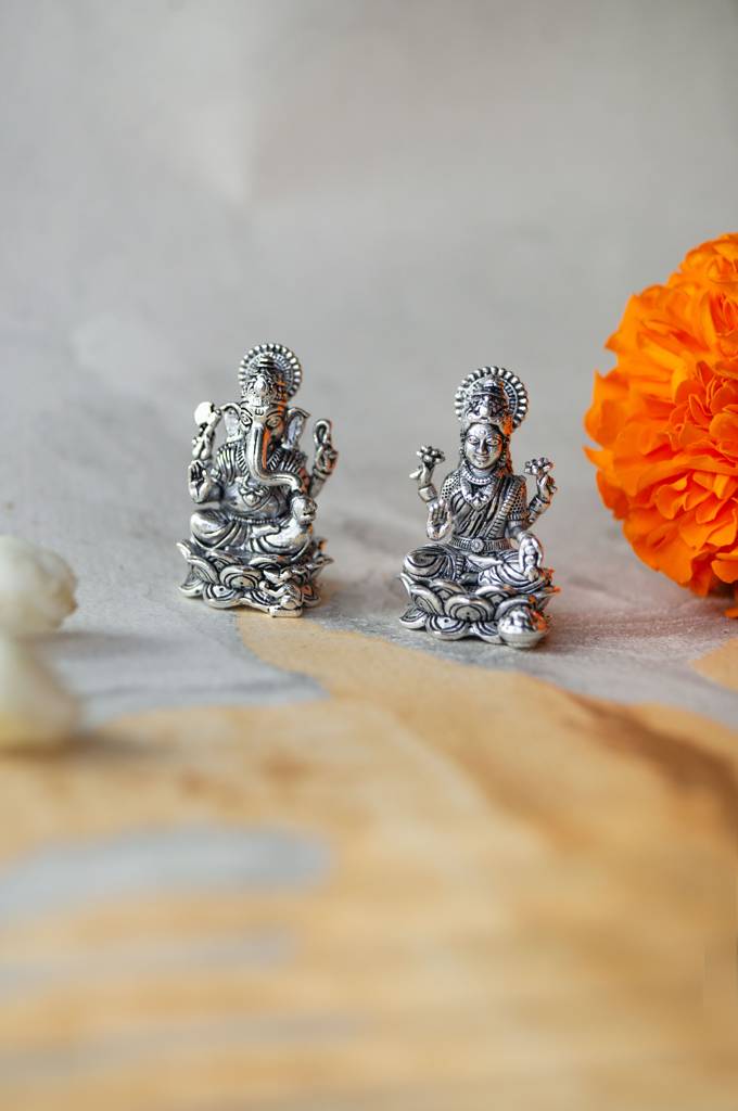 Divine Lakshmi & Ganesh Combo Antique Finish 925 Sterling Silver Idol : MPSIC774D1815