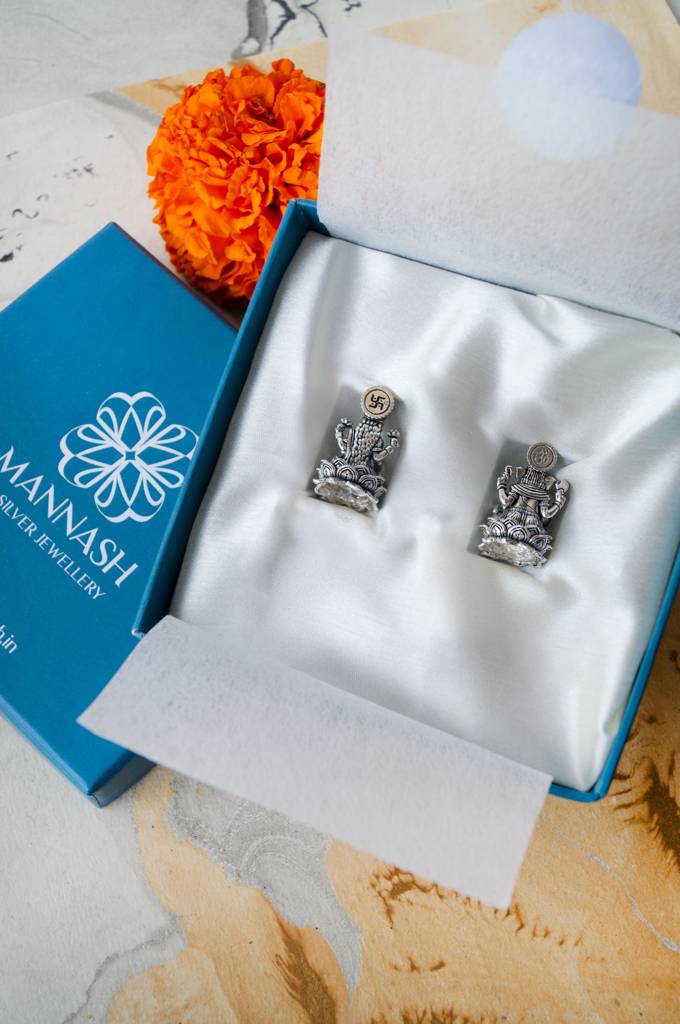 Divine Lakshmi & Ganesh Combo Antique Finish 925 Sterling Silver Idol : MPSIC774D1815