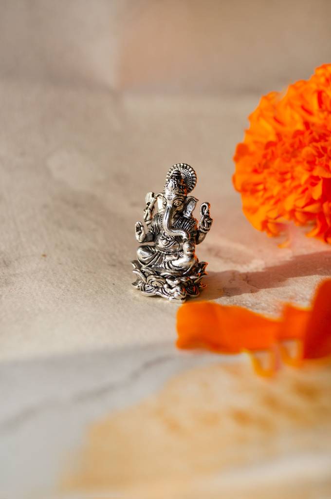 Divine Ganesha Antique Finish 925 Sterling Silver Idol : MPSIG774D1813