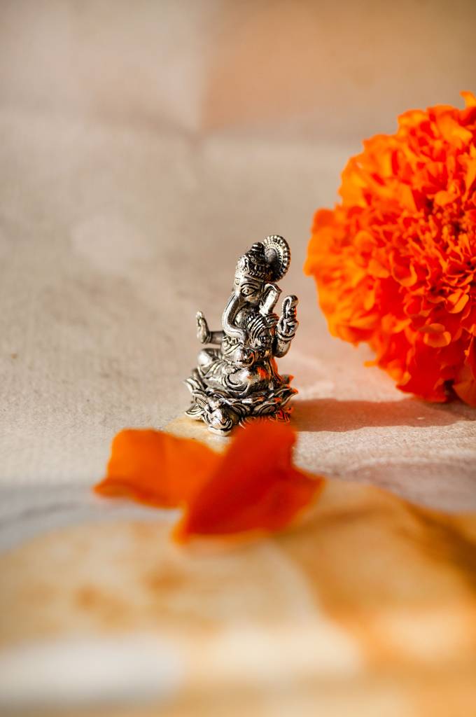 Divine Ganesha Antique Finish 925 Sterling Silver Idol : MPSIG774D1813