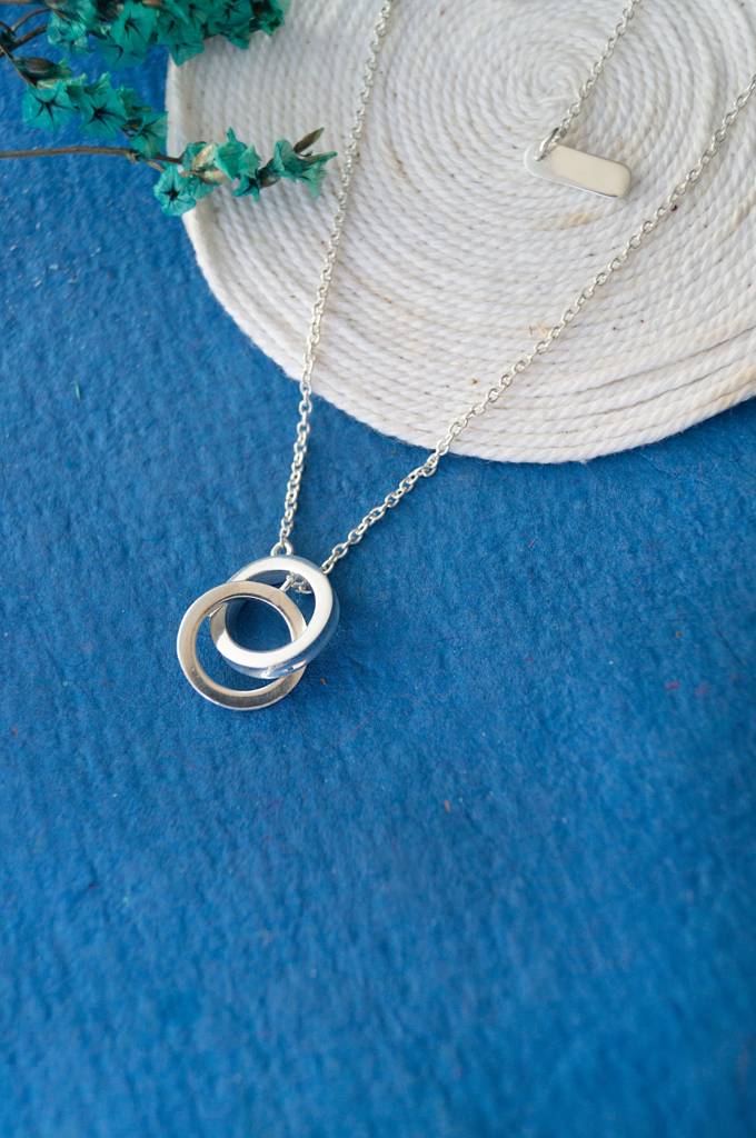 Entangled Circles Sterling Silver Chain Necklace : MPSNCP652D1545