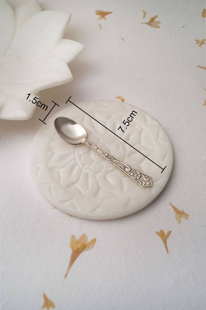 Small 925 Sterling Silver Ornamented Spoon : MPSUS923D2327