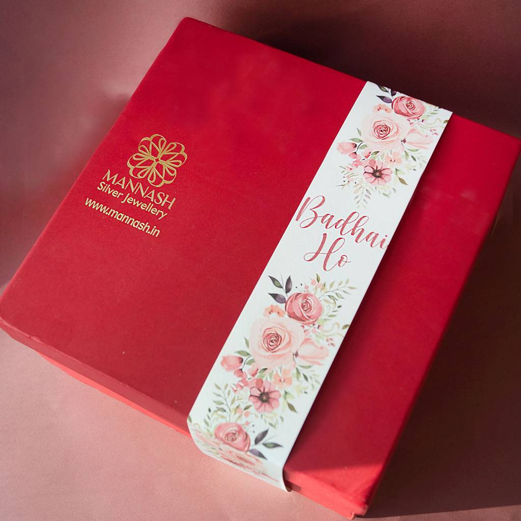 Badhai Ho-Wedding Hamper - 999 5Gm Lakshmi Coin : MPSWHL913D2287