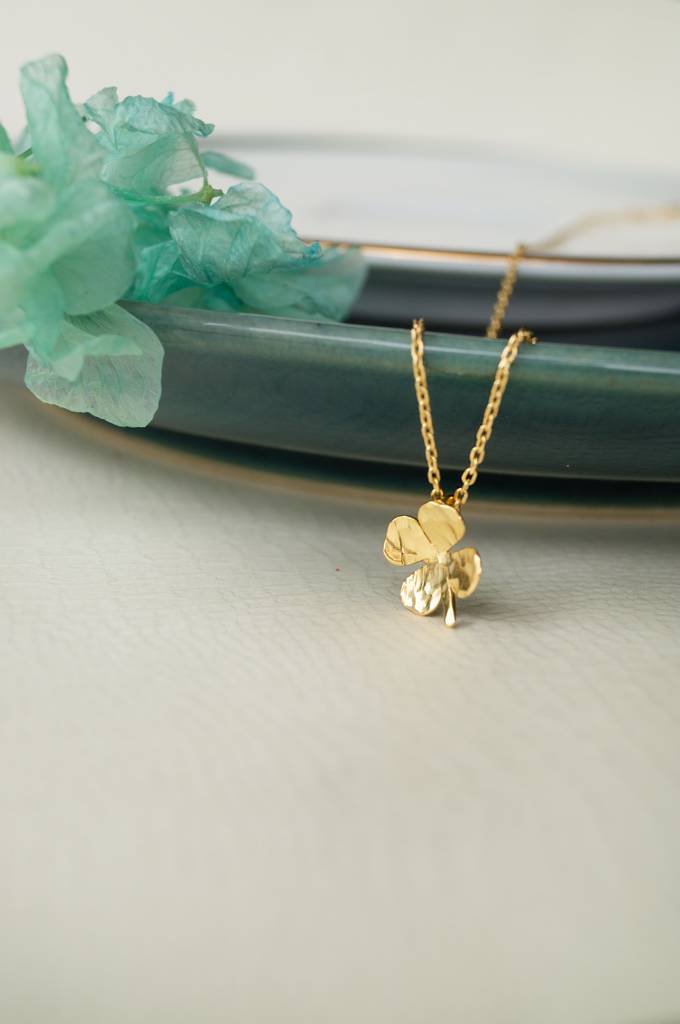 Good Luck Clover Gold Plated Sterling Silver Charm Pendant With Chain : MPYCPC674D1627