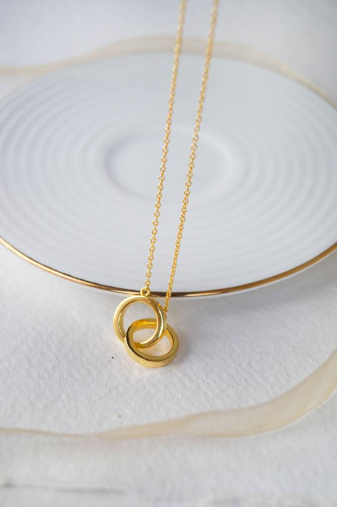Entangled Circles Sterling Silver Chain Necklace : MPYNCP652D1544