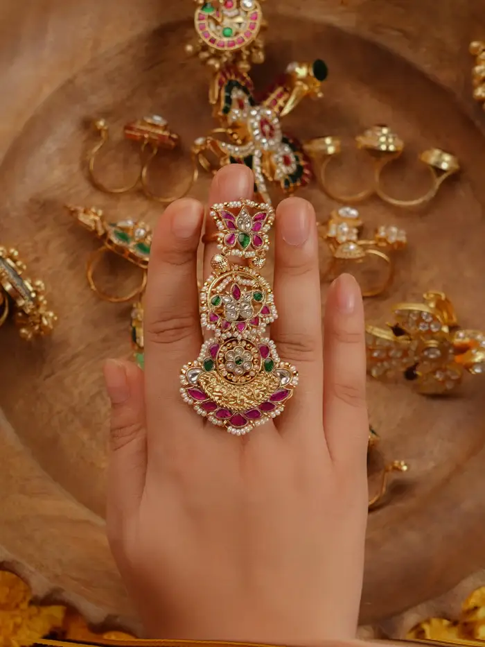 Multicolor Gold Plated Jadau Kundan Ringâ : MRNG184M