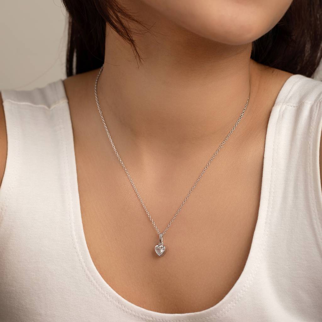 925 Sterling Silver Heart-Shaped Cubic Zirconia Pendant Necklace : RJSPPN37