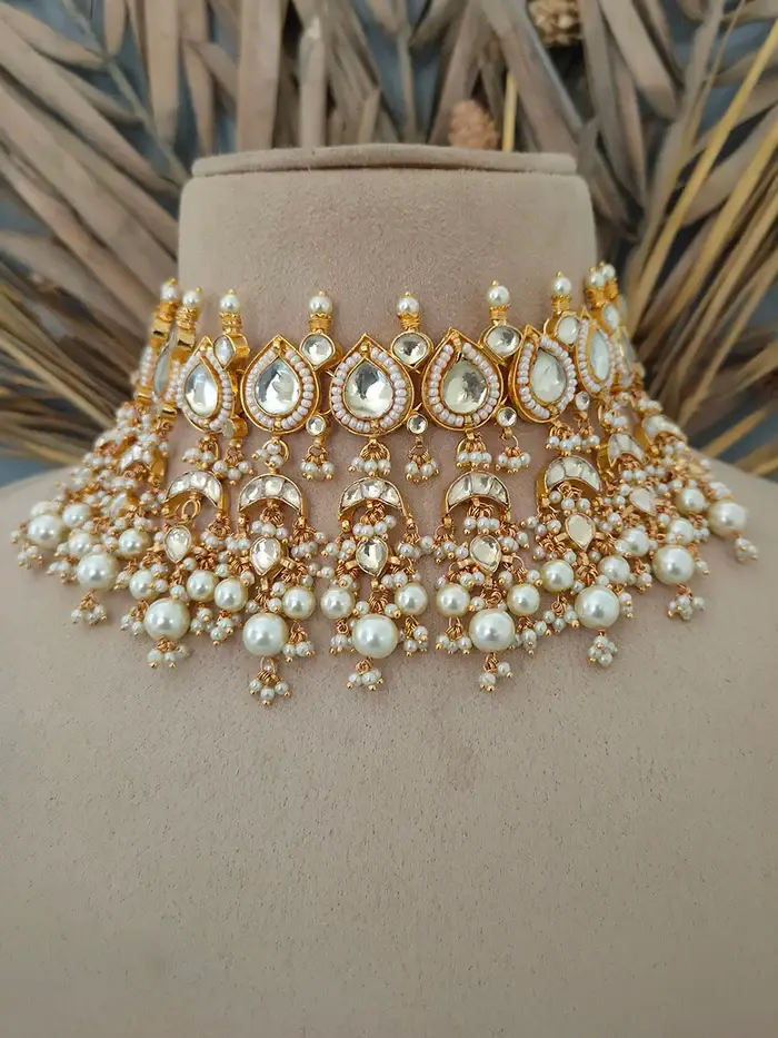 White Color Gold Plated Jadau Kundan Necklace Set : MS1486Y