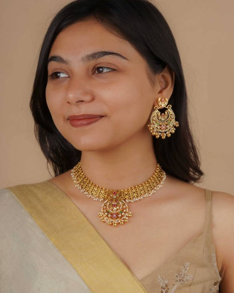 Multicolor Gold Plated Jadau Kundan Necklace Set. : MS1672M