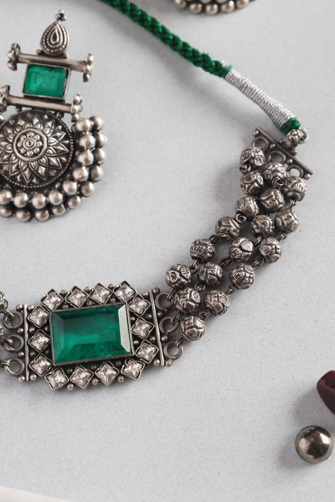 Green Temple Silver Choker Set : MSEPKPR22