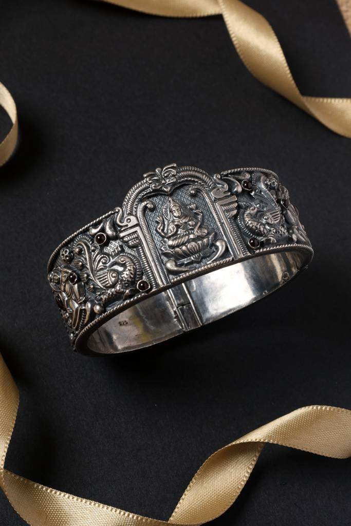 Temple Nakshi Silver Kada : MSEPKPR76