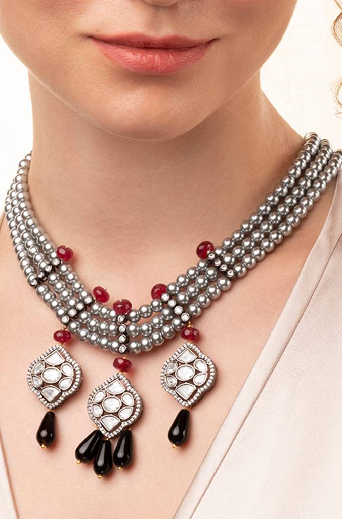 Grey Pearl Necklace With Kundan Polki