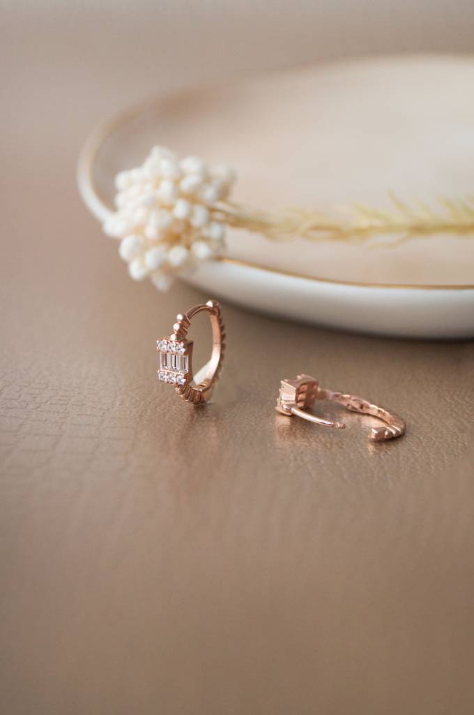 Mannash Cherished Cluster Rose Gold Plated Sterling Silver Hoop Earrings : MZREH706D1681