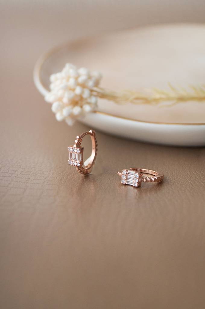 Mannash Cherished Cluster Rose Gold Plated Sterling Silver Hoop Earrings : MZREH706D1681