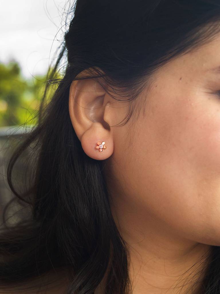Cute Little Flower Gold Plated Sterling Silver Stud Earrings : MZRES645D1520