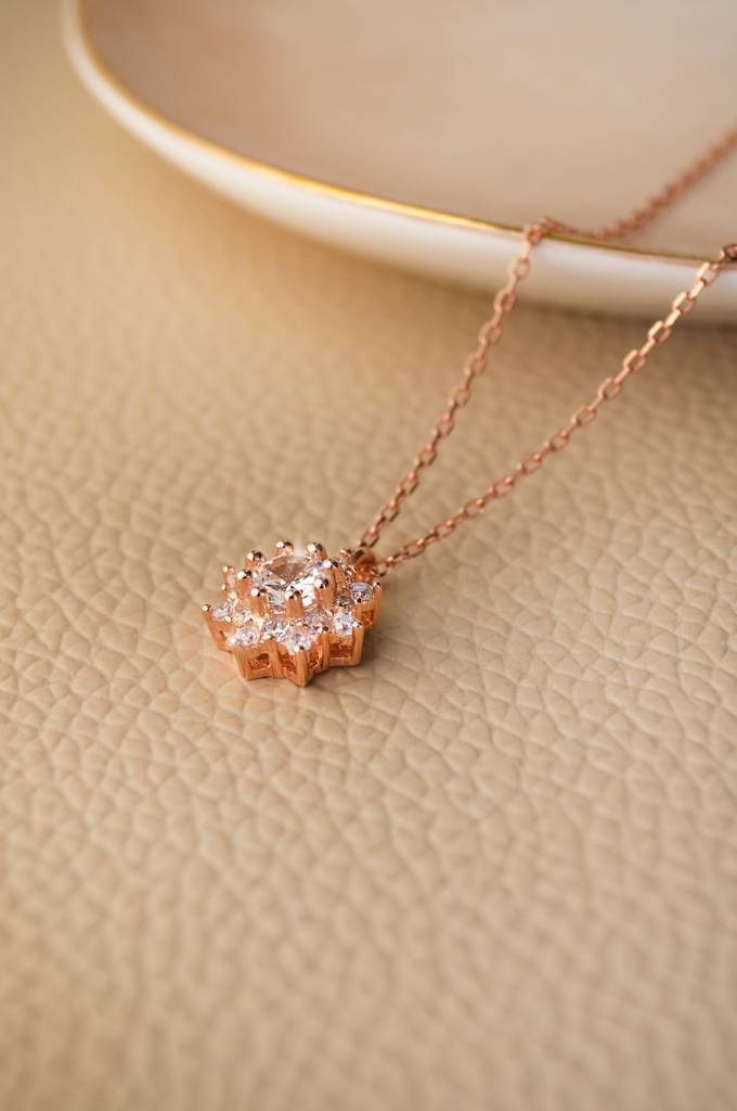 Floral Solitaire Rose Gold Plated Sterling Silver Pendant Set : MZRJPS308D615