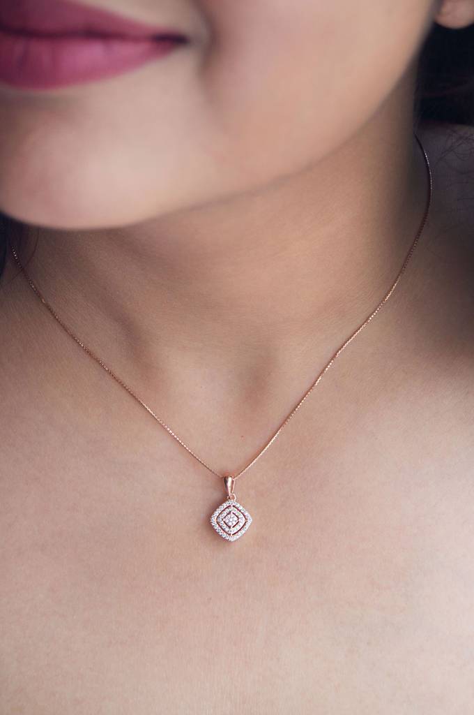 Ecentric Square Rose Gold Plated Sterling Silver Pendant Set With Chain : MZRJPSC441D1035