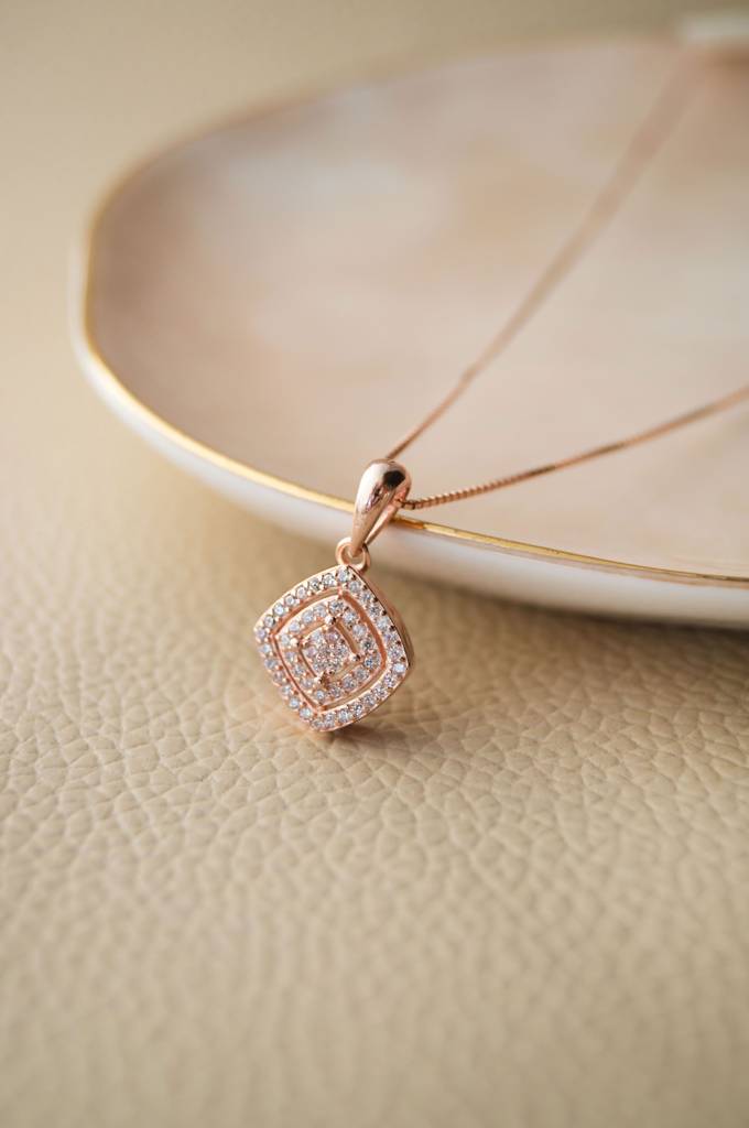 Ecentric Square Rose Gold Plated Sterling Silver Pendant Set With Chain : MZRJPSC441D1035