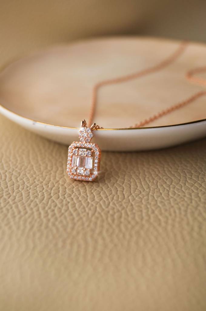 Let'S Shine Rose Gold Plated Sterling Silver Pendant Chain Necklace : MZRNCP409D931