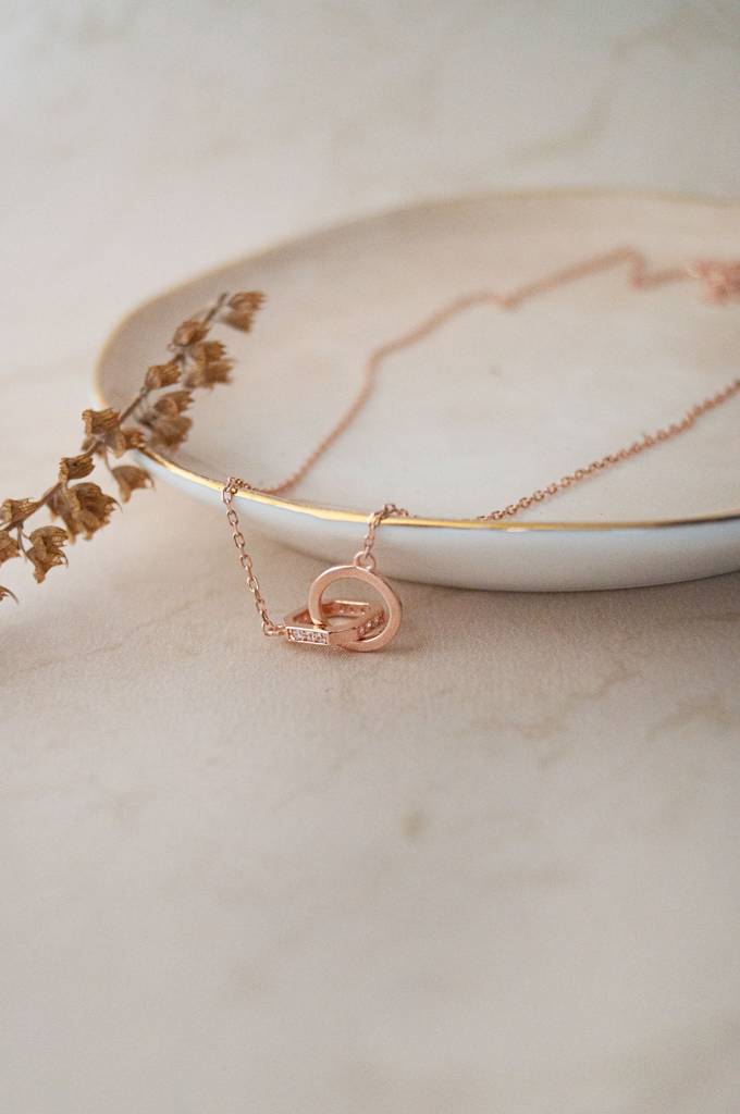 Mannash Interlinked With A Spark Rose Gold Plated Sterling Silver Chain Necklace : MZRNCP749D1746