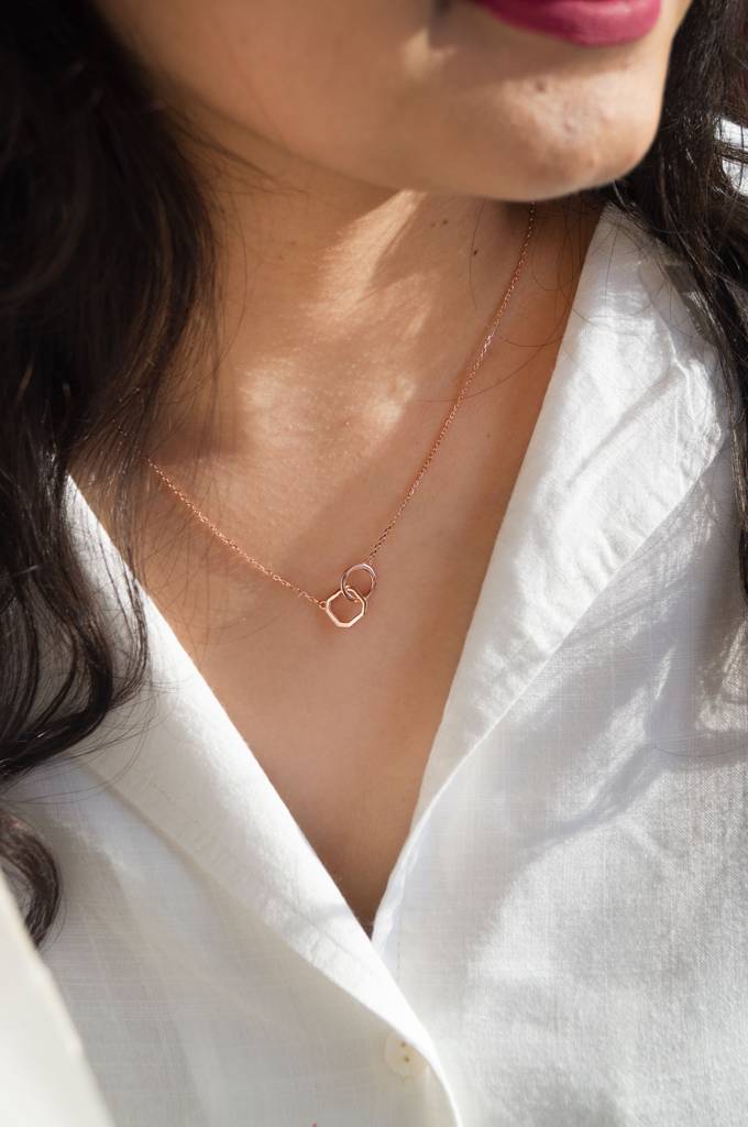 Mannash Interlinked With A Spark Rose Gold Plated Sterling Silver Chain Necklace : MZRNCP749D1746