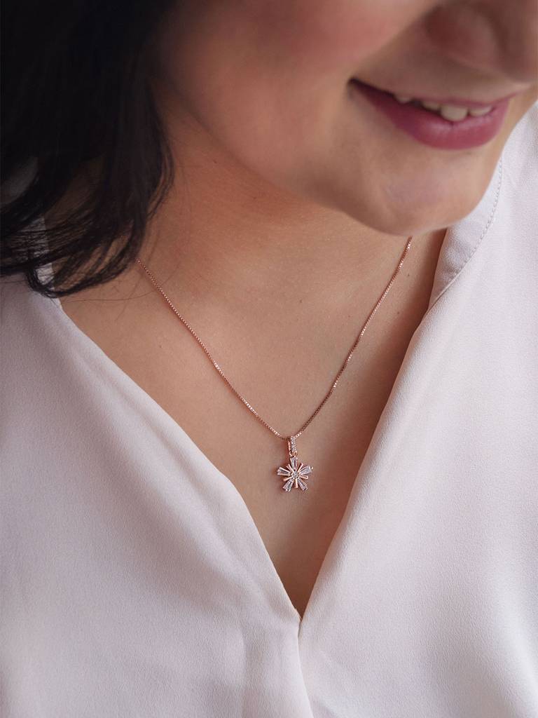 Mannash Star Burst Flower Rose Gold Plated Sterling Silver Pendant : MZRPC799D1861