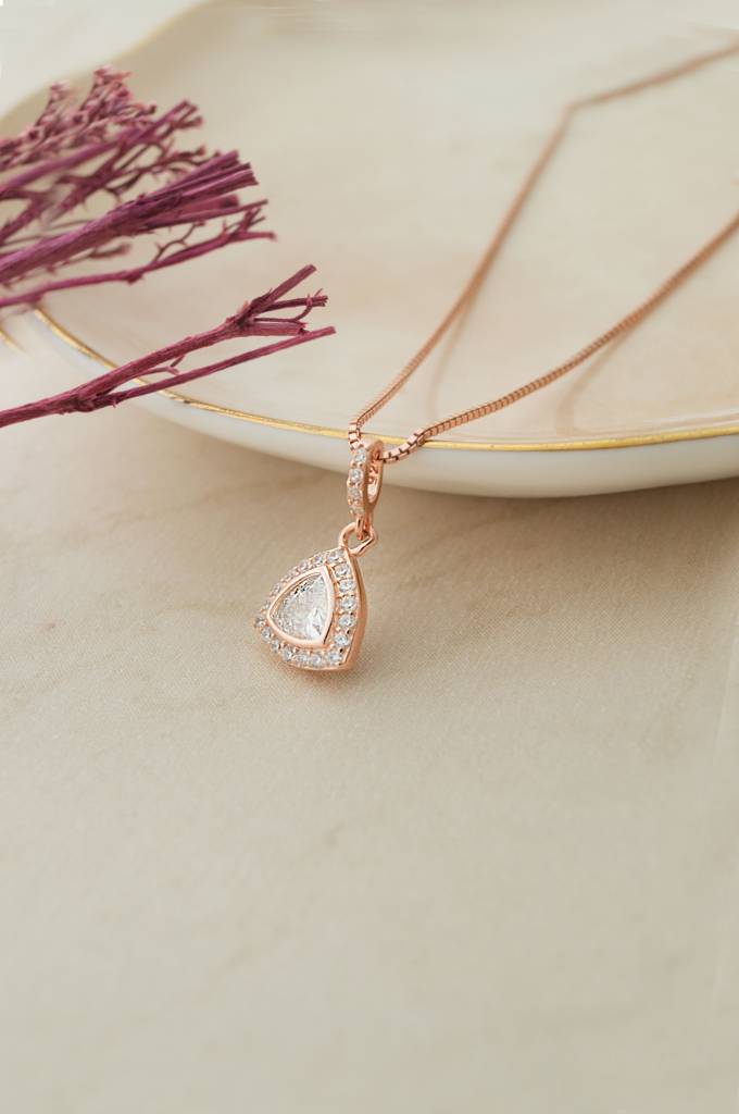 Mannash Trillion Sparkle Triangular Rose Gold Plated Sterling Silver Pendant : MZRPC809D1911