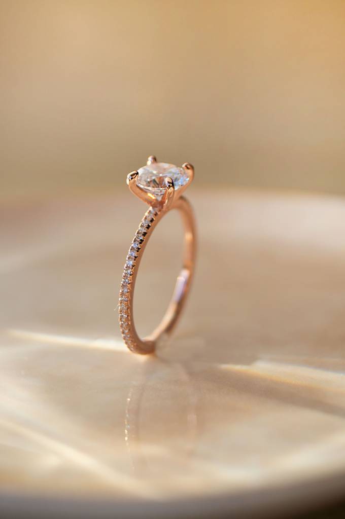 Pretty Enticing Solitaire Rose Gold Plated Sterling Silver Ring : MZRRC376D821