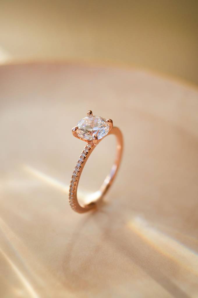 Pretty Enticing Solitaire Rose Gold Plated Sterling Silver Ring : MZRRC376D821