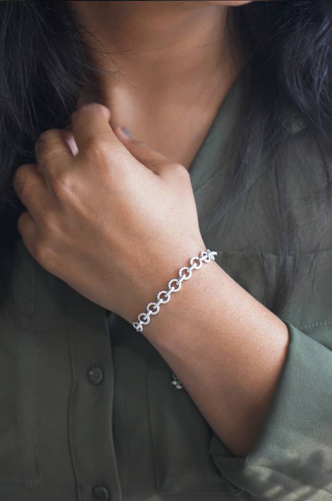 Trendy Interlinked Sterling Silver Pull Chain Bracelet : MZSBC282D551