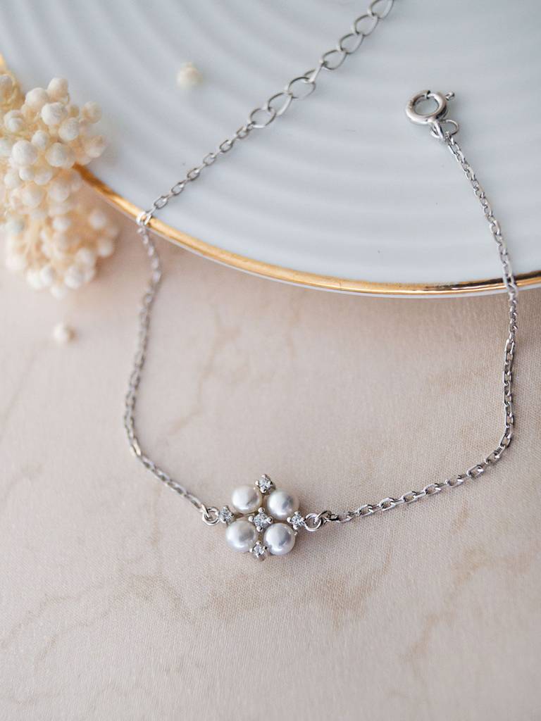 Pretty Pearl Flower Sterling Silver Chain Bracelet : MZSBC721D1706