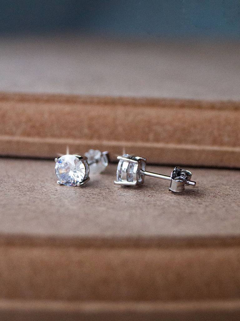 Mannash Classic Prong Solitaire Sterling Silver Stud Earrings : MZSES231D455