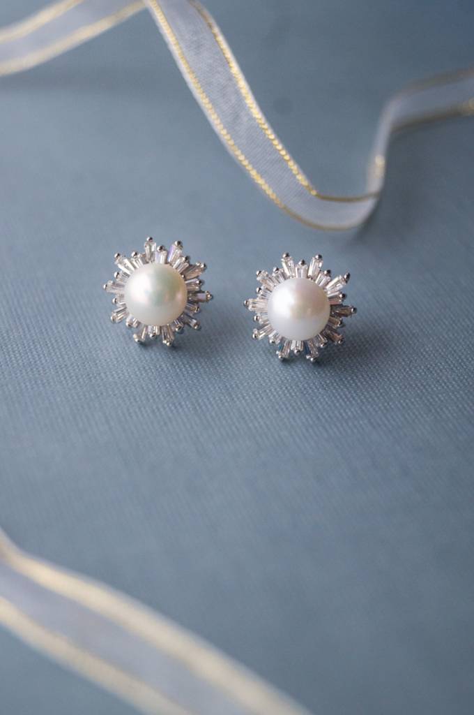 Mannash Pearl Rays Statement Sterling Silver Stud Earrings : MZSES24D037