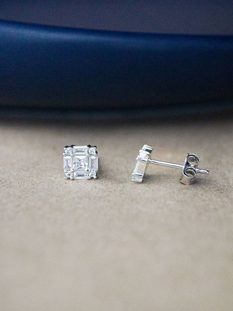Mannash Glinting Square Sterling Silver Stud Earrings : MZSES473D1117