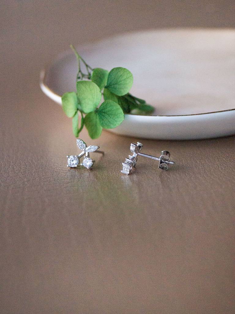 Mannash Sparkling Cherry Sterling Silver Stud Earrings : MZSES716D1699