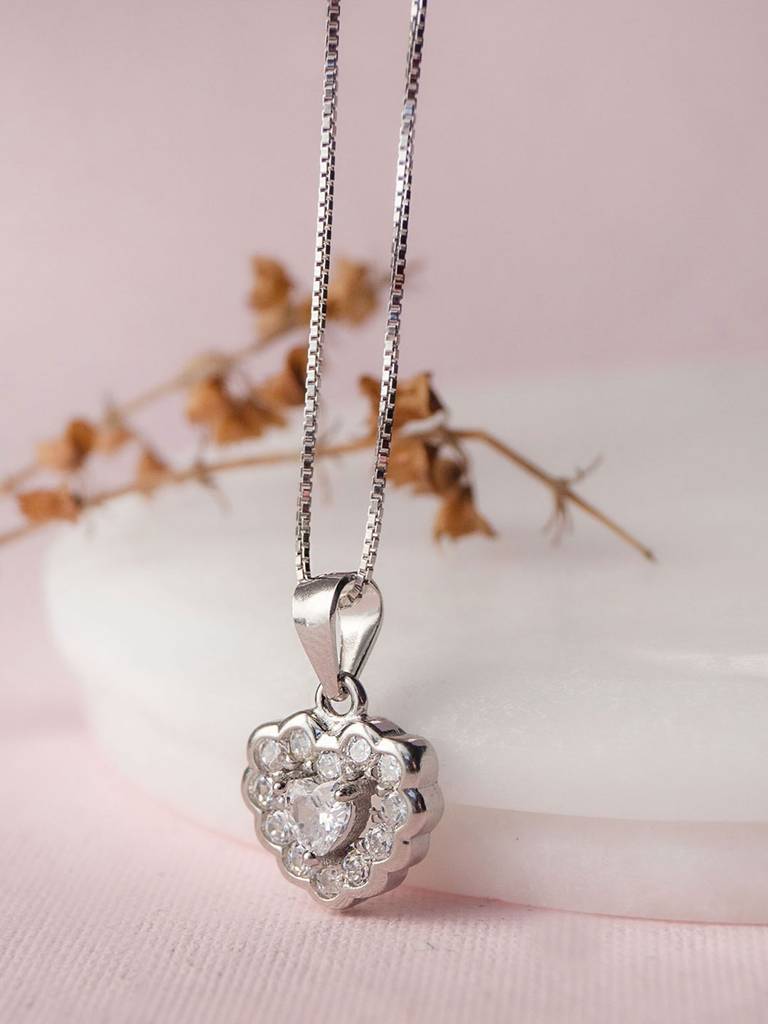 Mannash Fun And Frill Heart Sterling Silver Pendant Set With Chain : MZSJPSC487D1144
