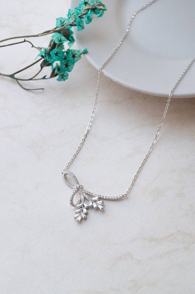 Mannash Luminous Knot Sterling Silver Chain Necklace : MZSNCP722D1707