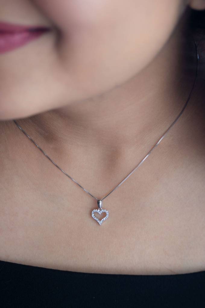 Tiny Heart Sterling Silver Pendant With Chain : MZSPC430D992